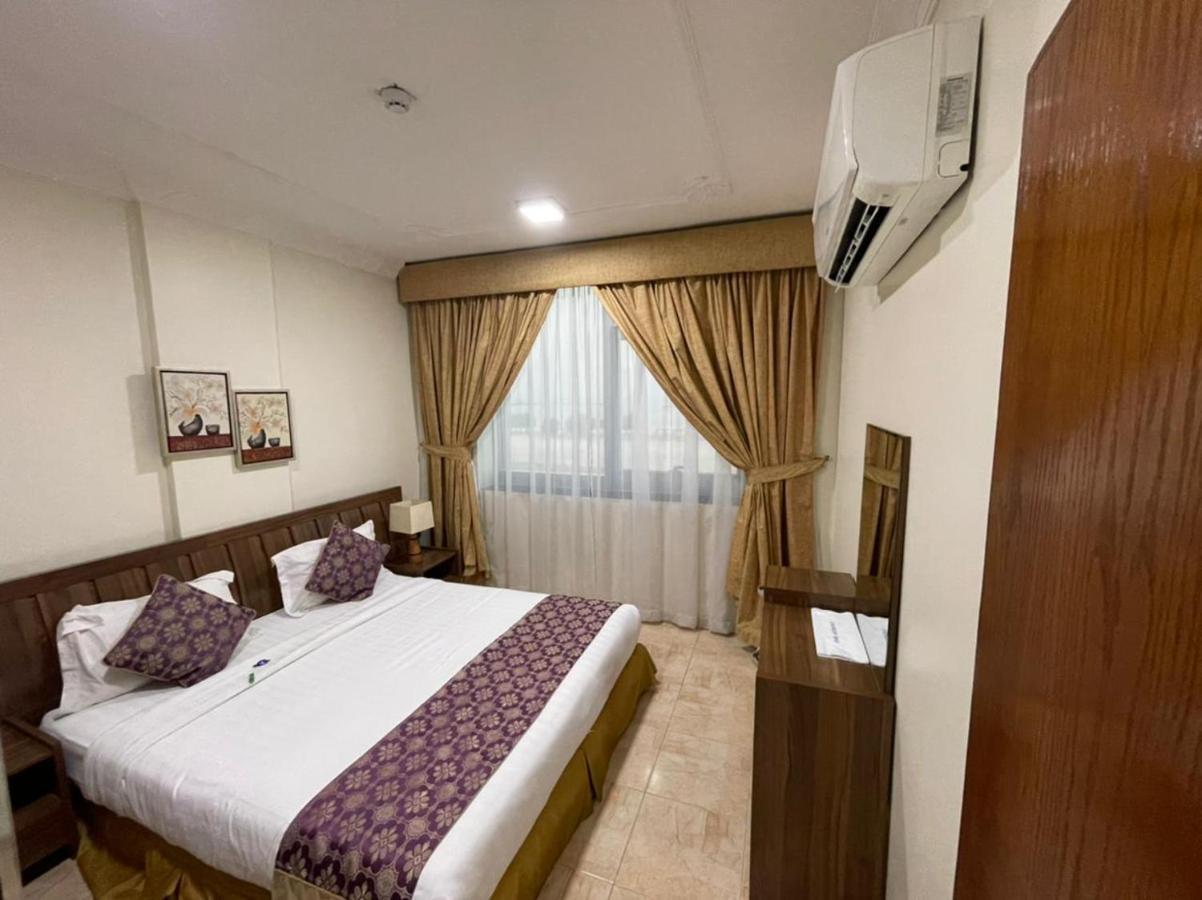Enwan Suites Hotel Jubail Екстер'єр фото