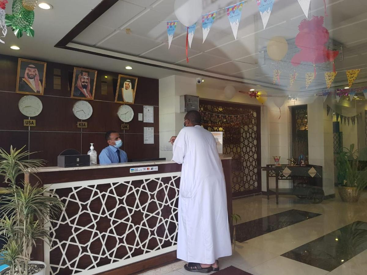 Enwan Suites Hotel Jubail Екстер'єр фото