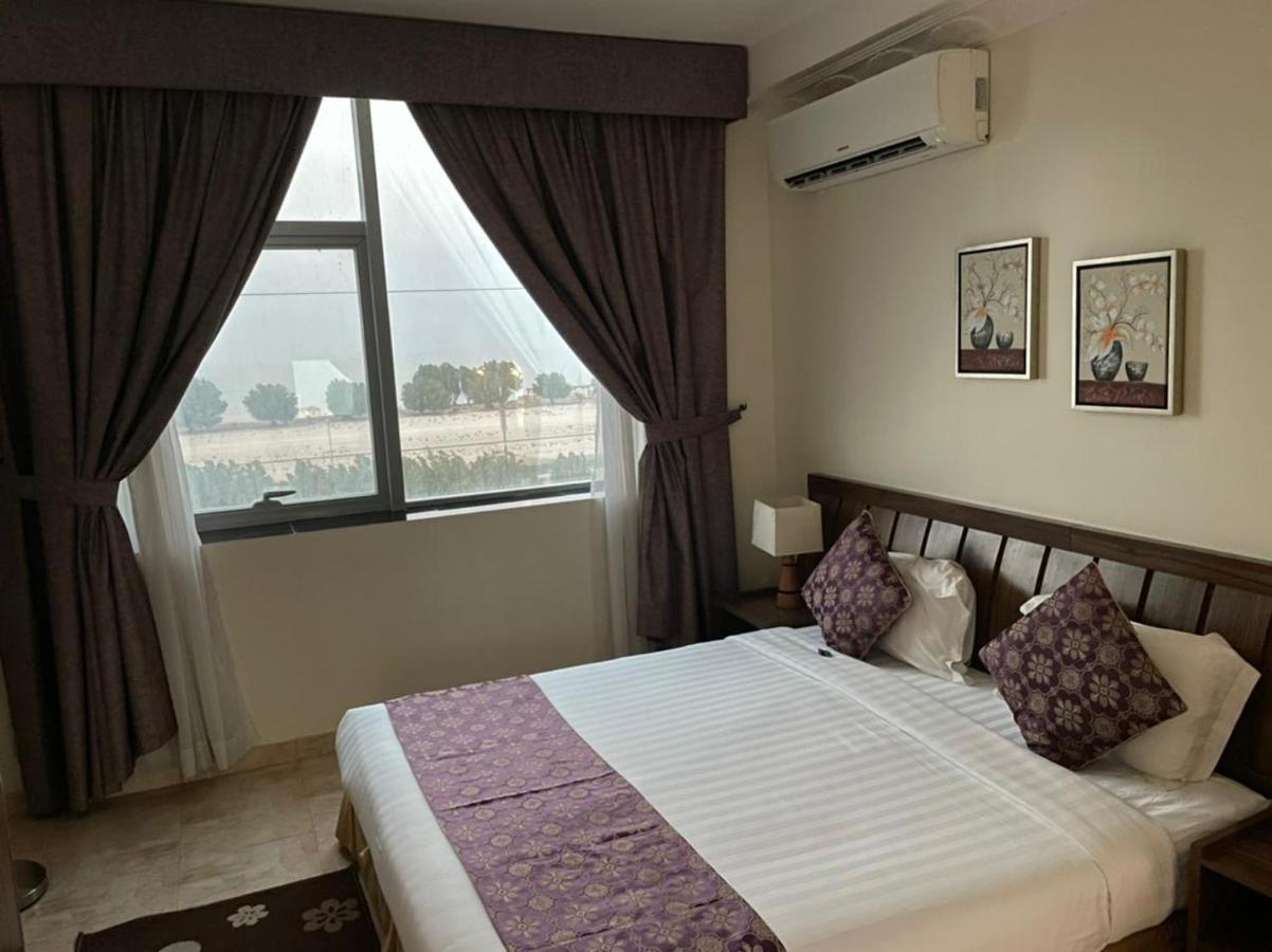 Enwan Suites Hotel Jubail Екстер'єр фото