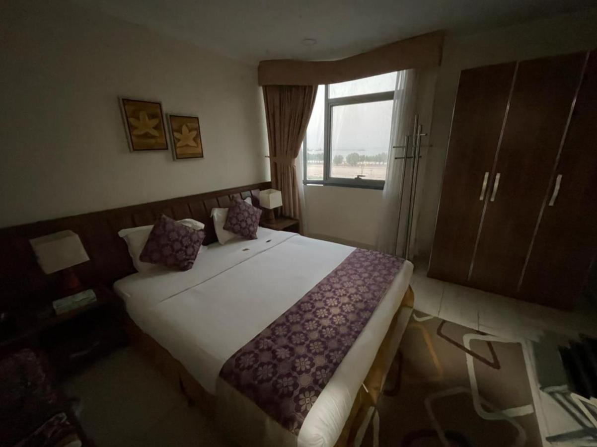 Enwan Suites Hotel Jubail Екстер'єр фото