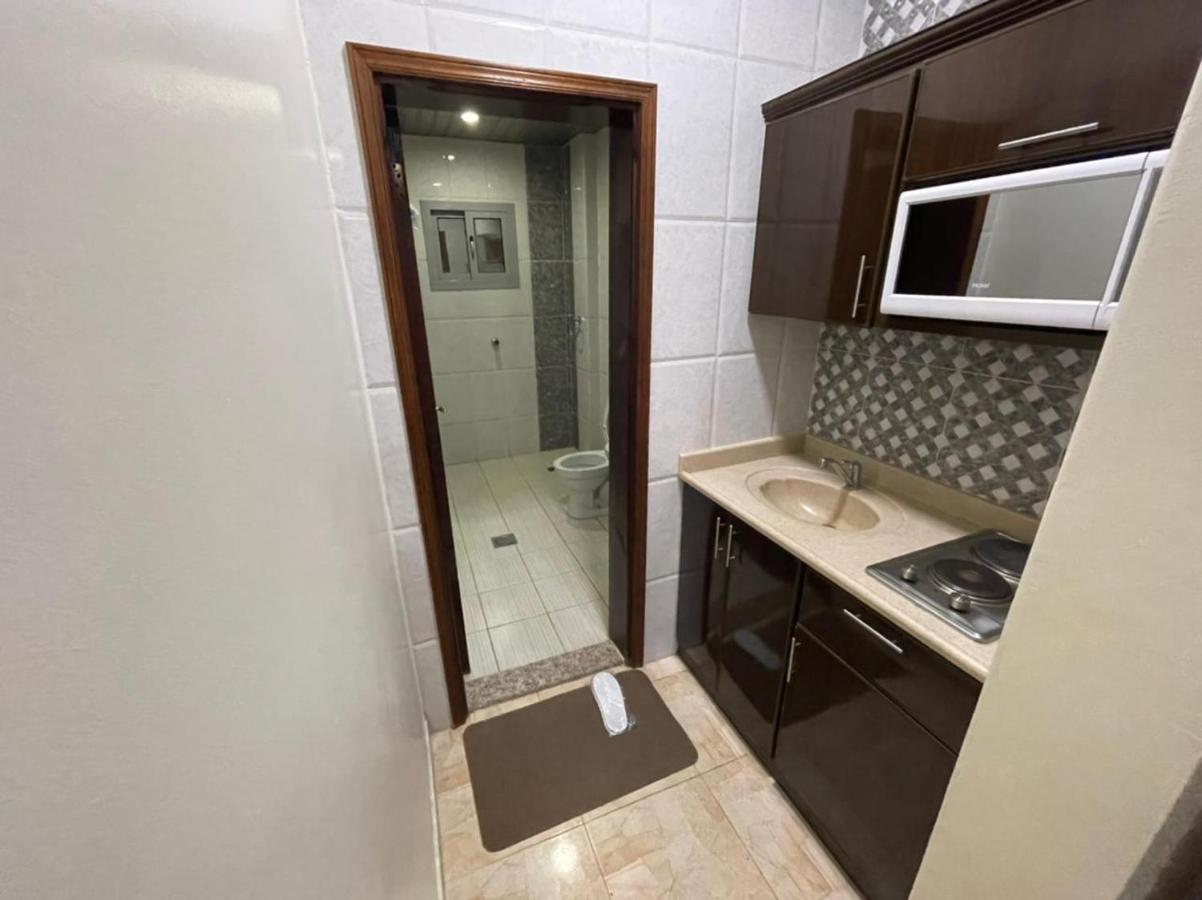 Enwan Suites Hotel Jubail Екстер'єр фото