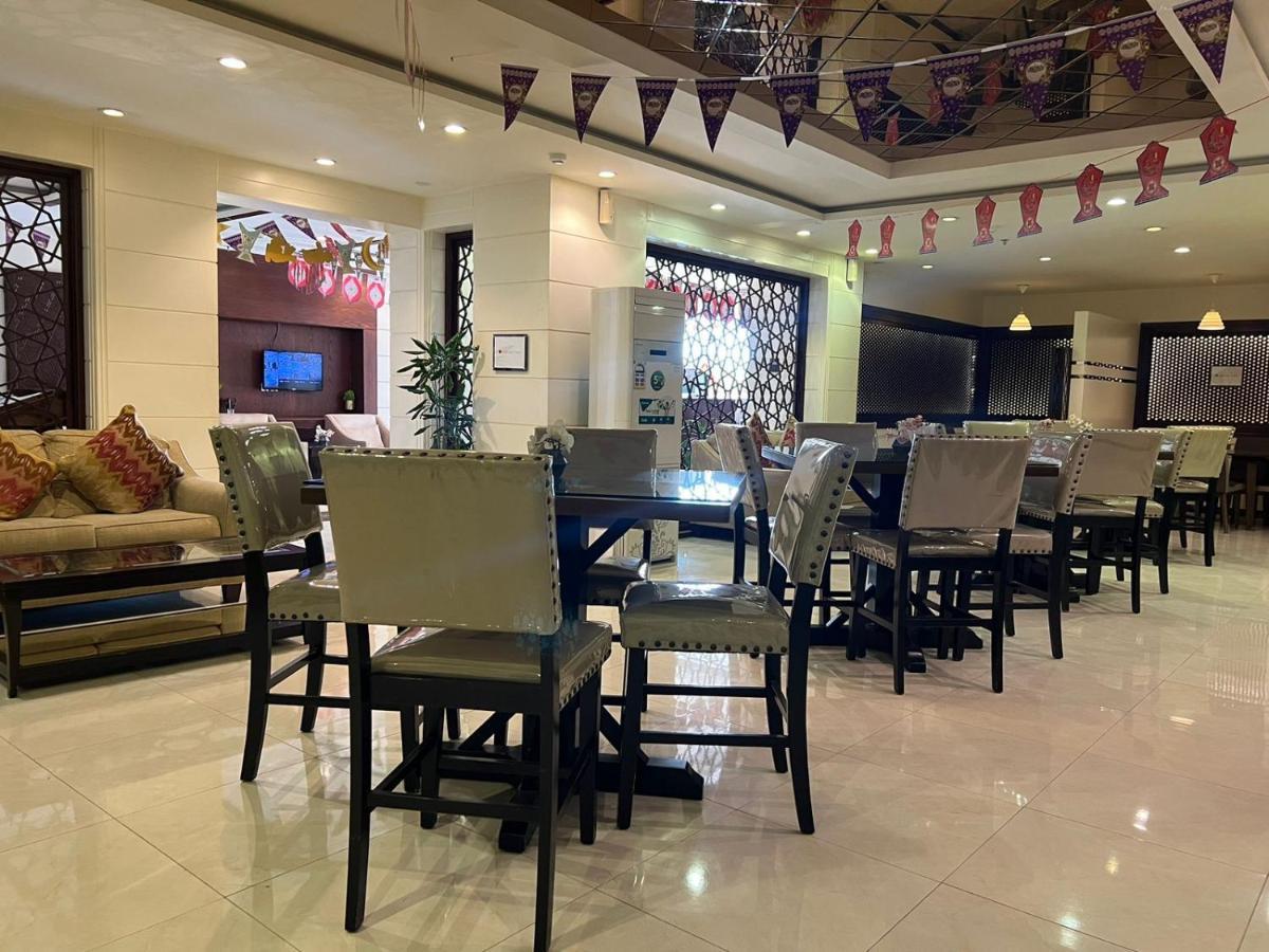 Enwan Suites Hotel Jubail Екстер'єр фото